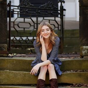 Meet your Posher, Anna